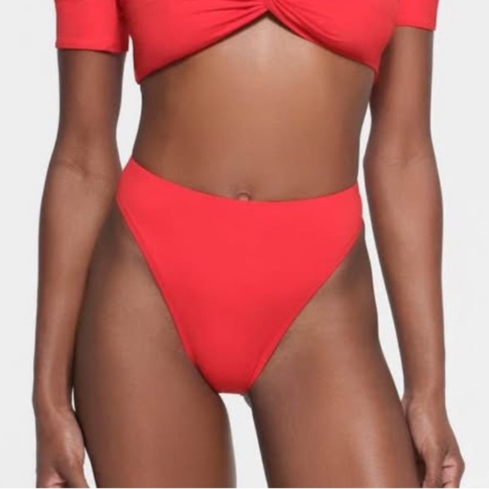 SKIMS Bikini bottom size 9 / Ruby